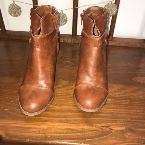 Booties - Picture 2 of 4